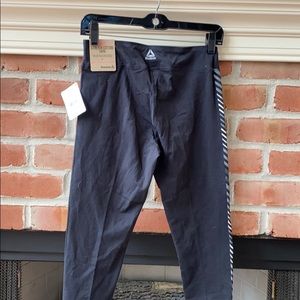 Reebok Girls Cotton Capris